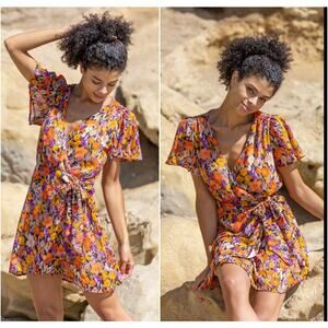 HONEYCLOTH Floral Wrap Dress Size Small